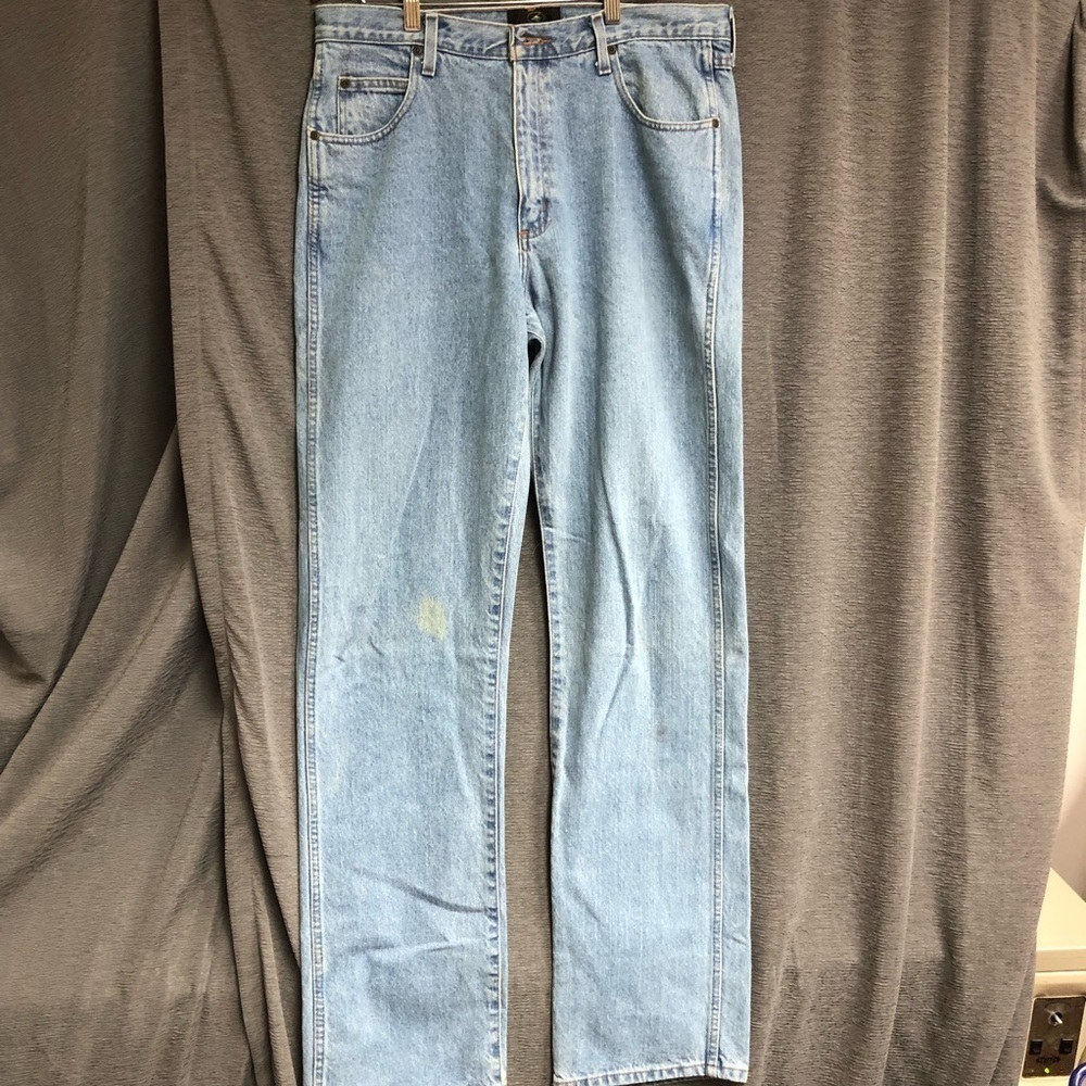 Vintage redhead bass pro jeans 34 x 36 boot cut. They have some stains